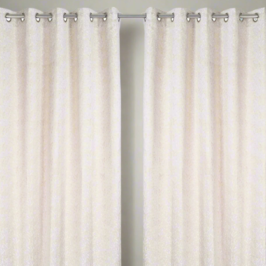 Curtain from D'Decor Trinity Lurex Classic Leaf Ivory